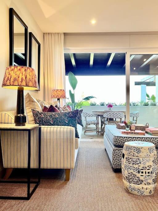 Park Club Apartment *